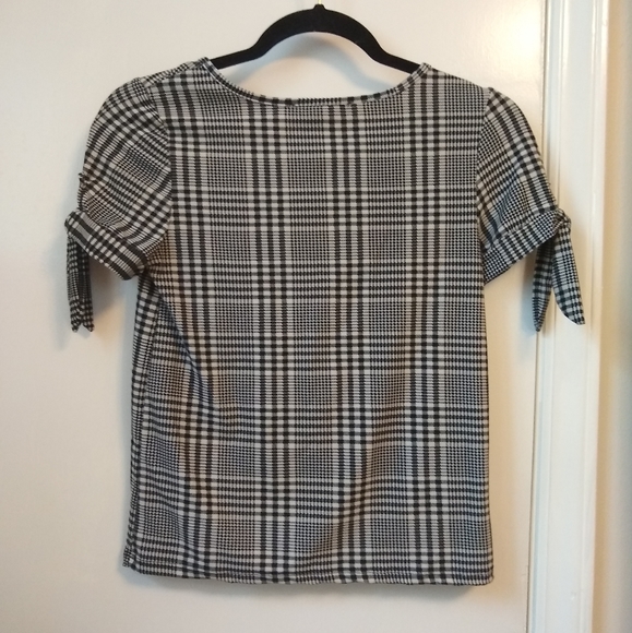 Plaid top - Picture 2 of 4